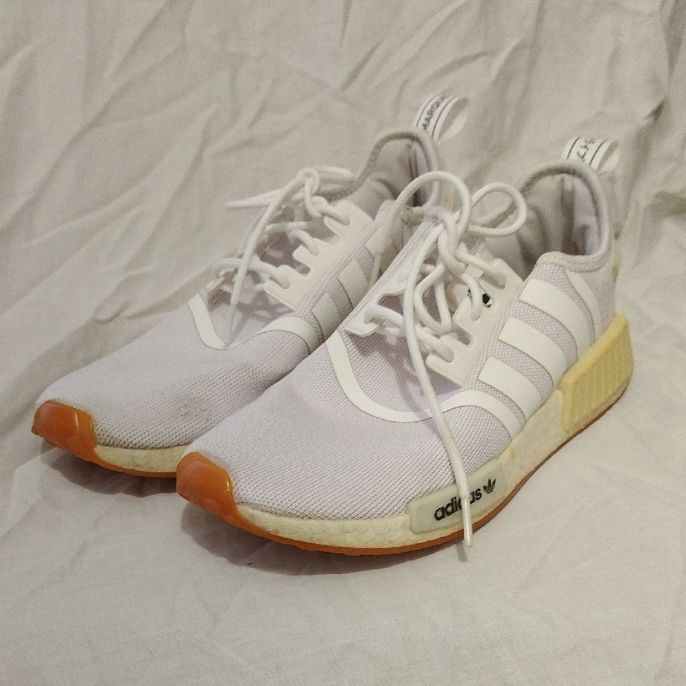 Men's Adidas RMD Light Grey Sneakers Sz 10